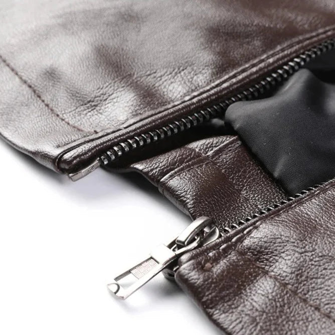 Jaqueta De Couro Masculina Piannaro PN169 em couro genuíno com design clássico e elegante.