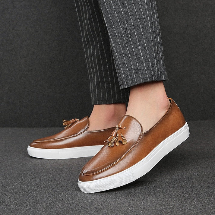 Sapato Mocassim em Couro Masculino Piannaro PN333, elegante e confortável.