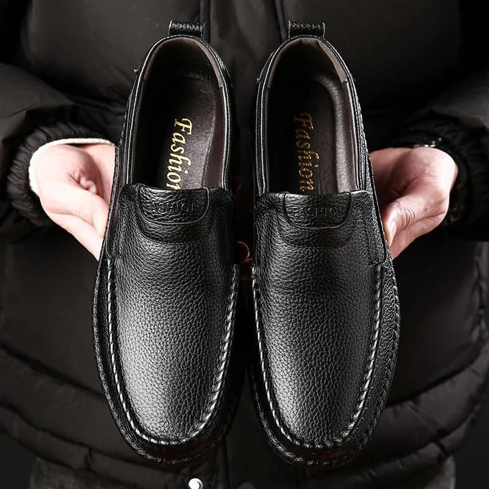 Sapato Mocassim Masculino Piannaro PN338 em couro premium, elegante e confortável.