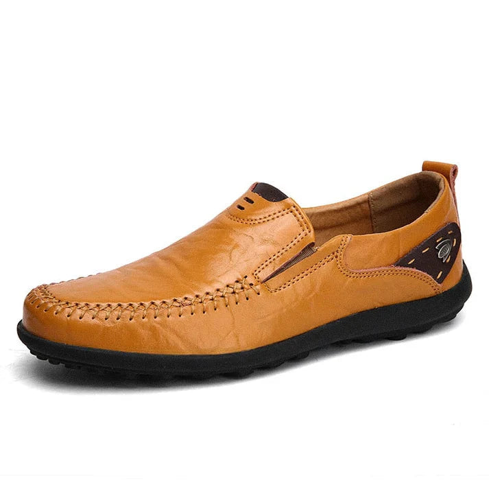 Sapato Mocassim Masculino em Couro Piannaro PN330, elegante e confortável.