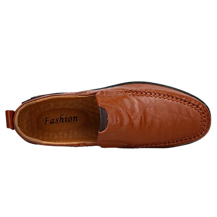 Sapato Mocassim Masculino em Couro Piannaro PN330, elegante e confortável.