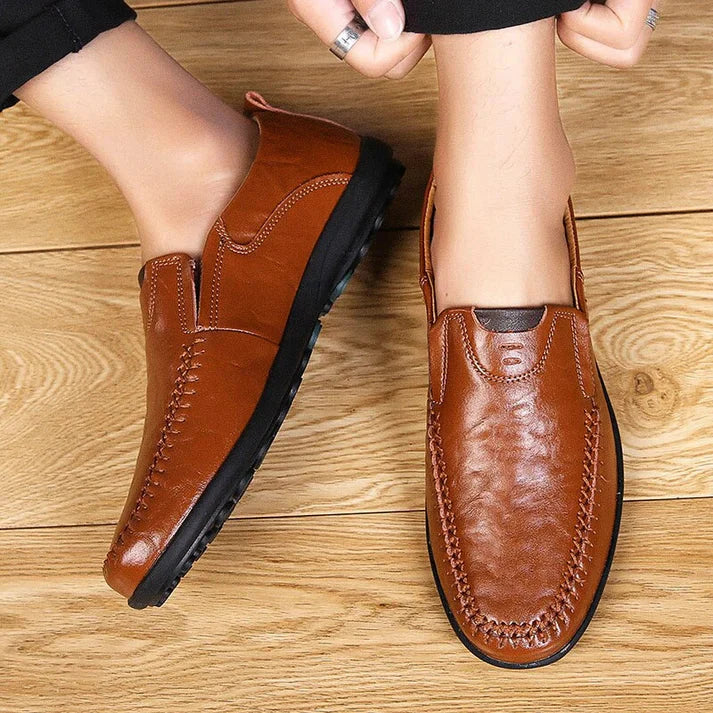 Sapato Mocassim Masculino em Couro Piannaro PN330, elegante e confortável.