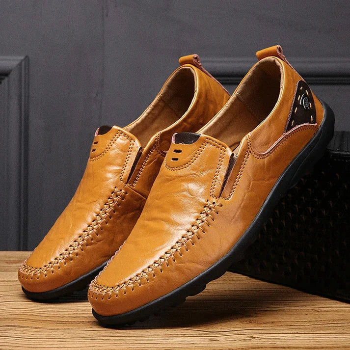 Sapato Mocassim Masculino em Couro Piannaro PN330, elegante e confortável.
