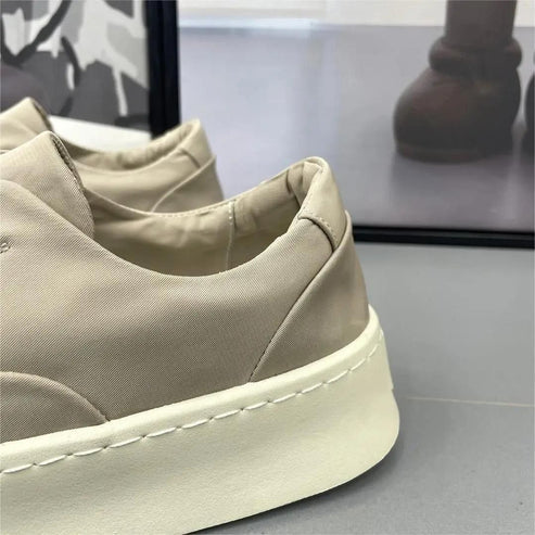 Tênis Masculino Piannaro PN260 em algodão com design moderno.