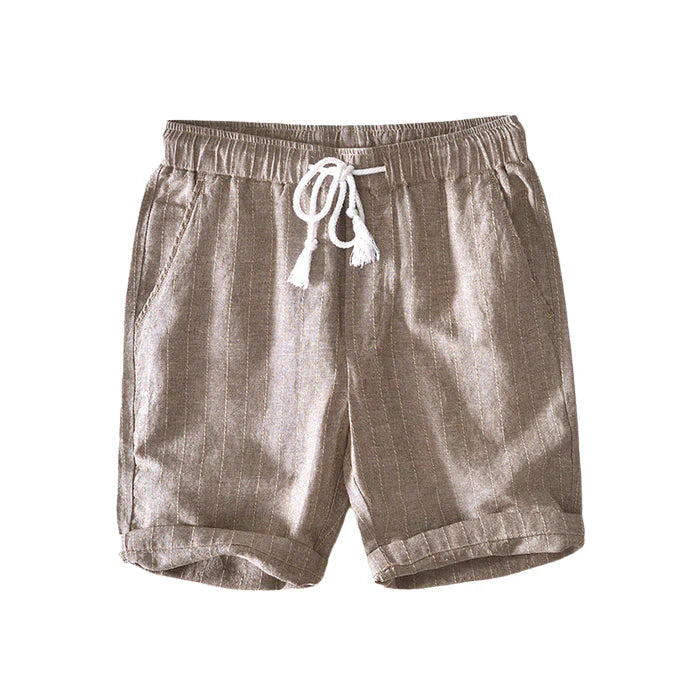 Bermuda Masculina de Linho Listrada Piannaro em fundo branco.