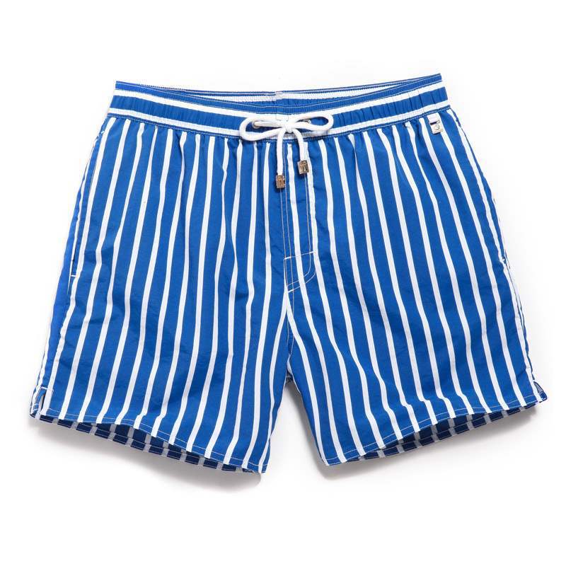 Bermuda Masculina Praia Listrada Piannaro PN012 em ambiente praiano.