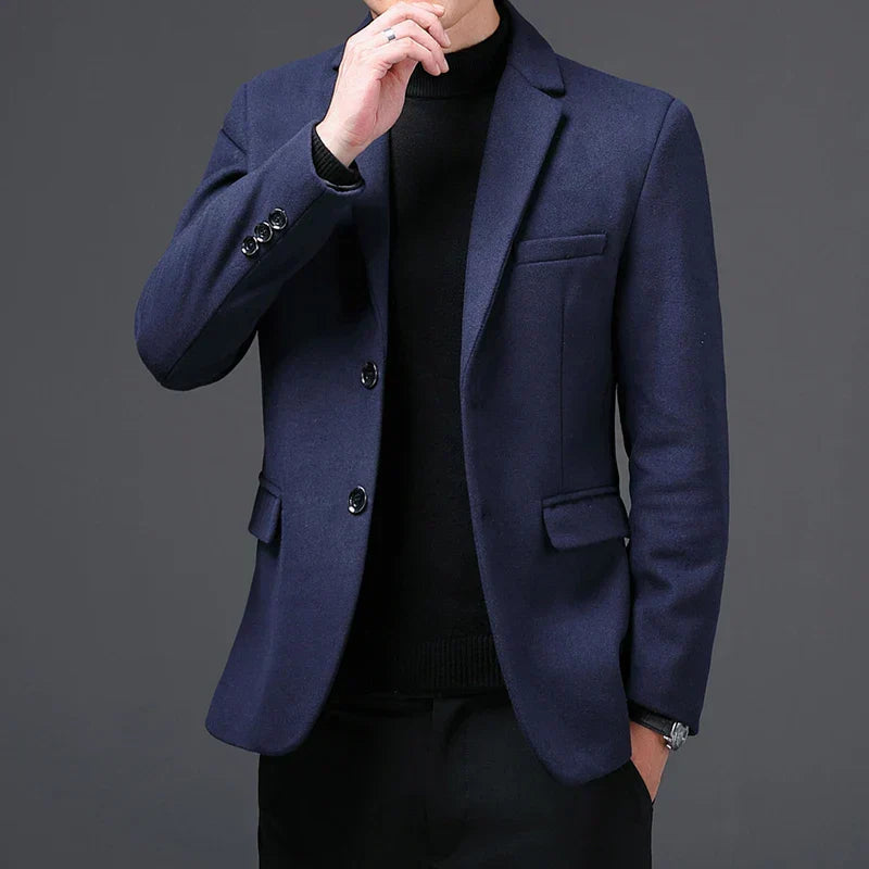 Blazer Masculino Piannaro PN188 em tecido leve e corte moderno.