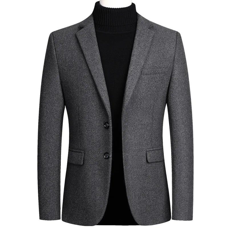 Blazer Masculino Slim Fit Piannaro PN027 em tecido premium e modelagem ajustada.