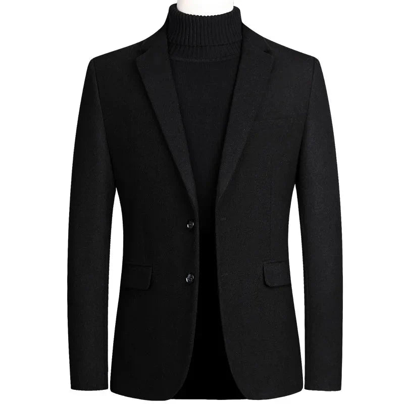 Blazer Masculino Slim Fit Piannaro PN027 em tecido premium e modelagem ajustada.