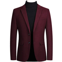 Blazer Masculino Slim Fit Piannaro PN027 em tecido premium e modelagem ajustada.