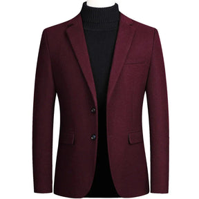 Blazer Masculino Slim Fit Piannaro PN027 em tecido premium e modelagem ajustada.