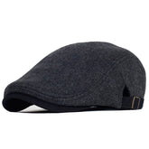 Boina Masculina Italiana Piannaro PN368 em cores clássicas e design sofisticado.