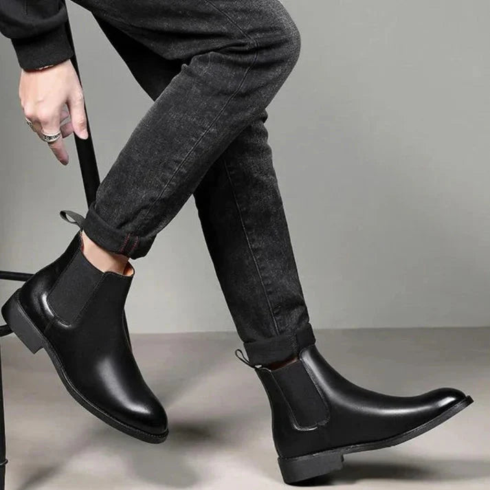 Bota Chelsea em couro masculina Piannaro PN279 com design clássico e elegante.