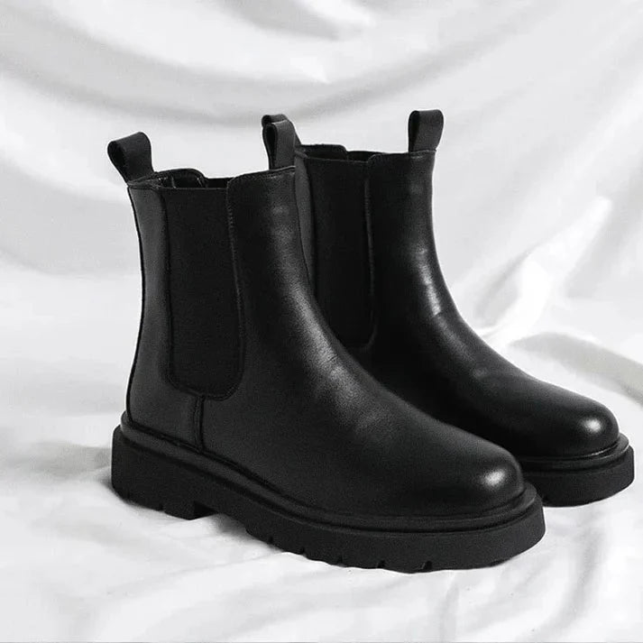 Bota Chelsea Masculina de Cano Alto Piannaro PN286 em couro premium.
