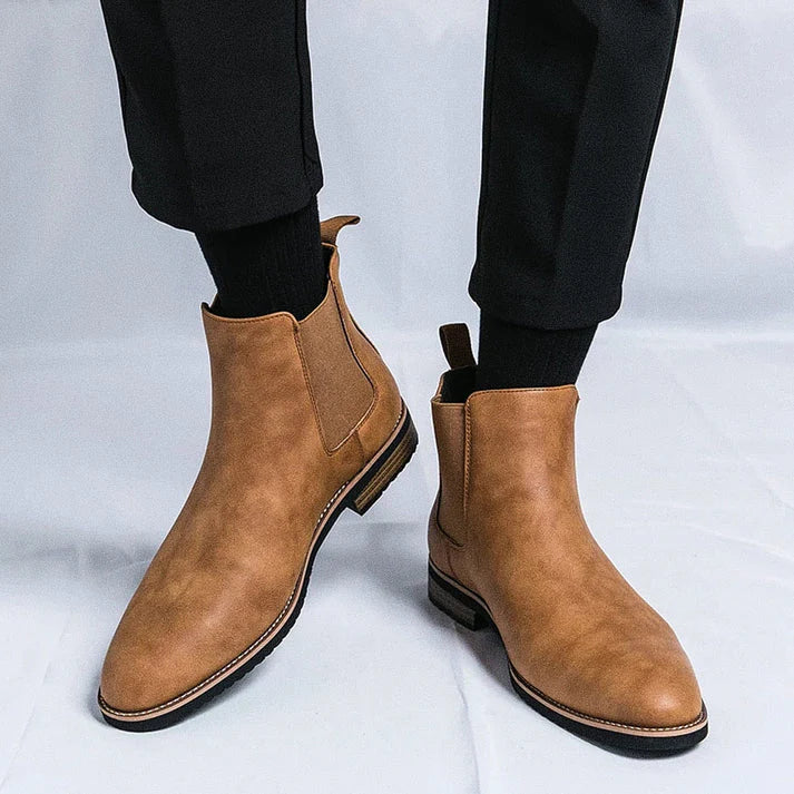 Bota Chelsea Masculina em Couro Piannaro PN289 com design clássico e moderno