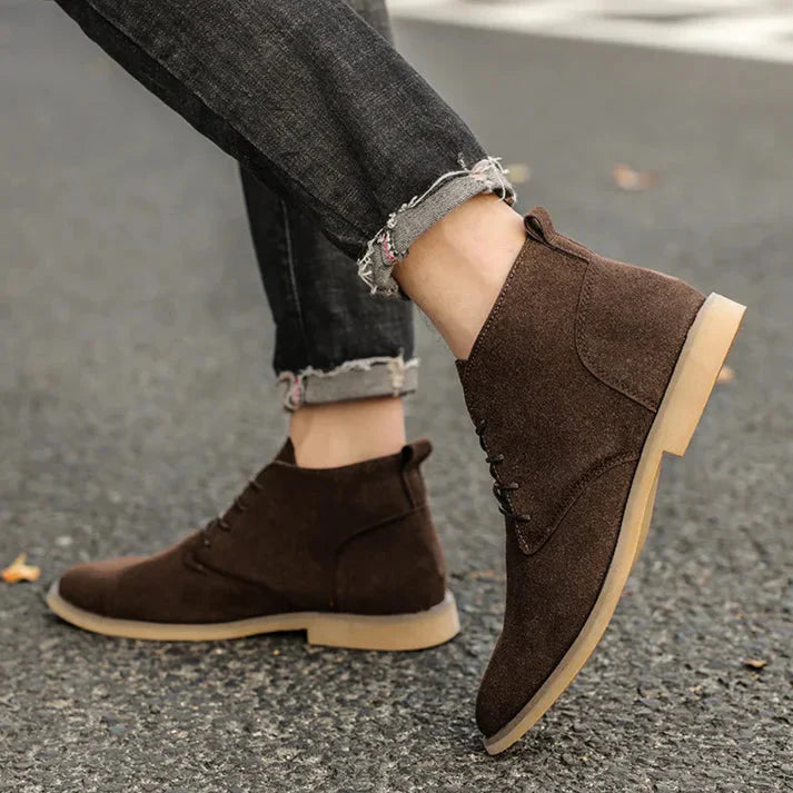 Bota de Camurça Masculina Piannaro PN261 com design clássico e elegante