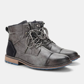 Bota Masculina em Couro Piannaro PN156 com design moderno e confortável.