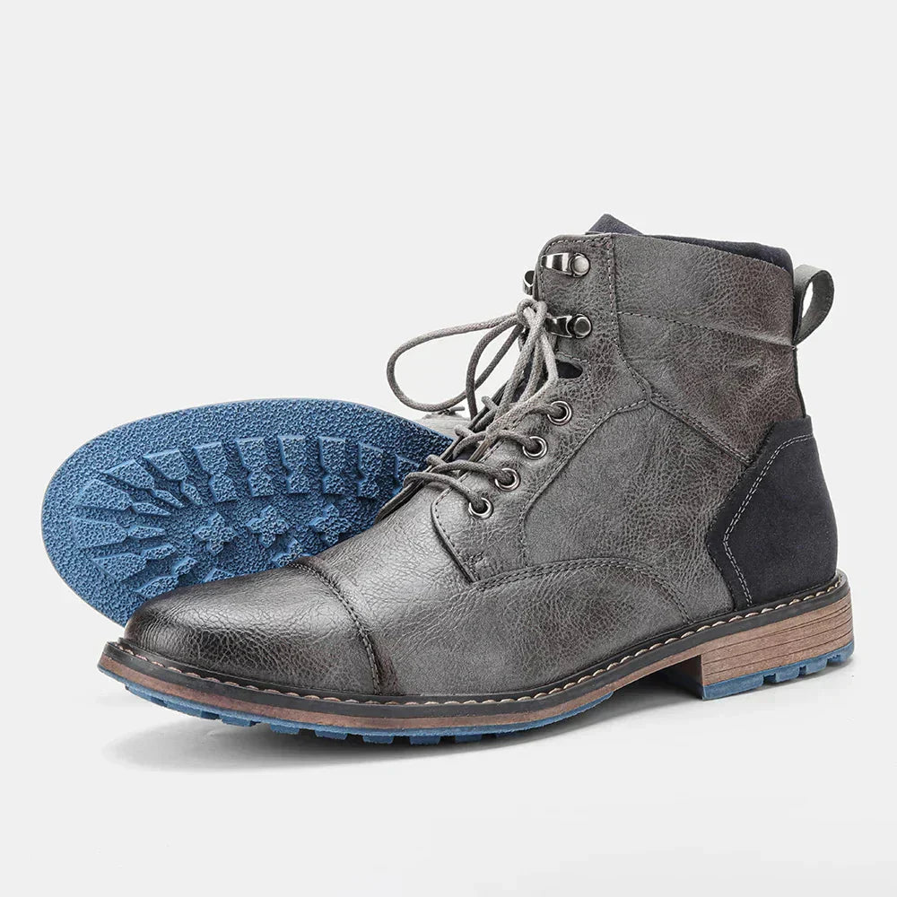 Bota Masculina em Couro Piannaro PN156 com design moderno e confortável.