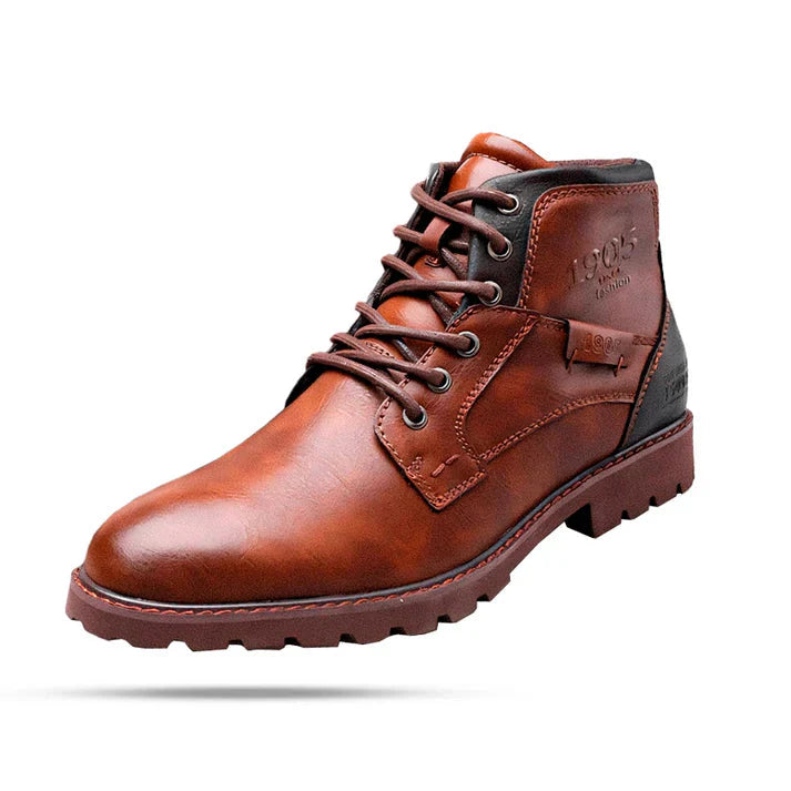 Bota Masculina em Couro Piannaro PN283 com design clássico e resistente.