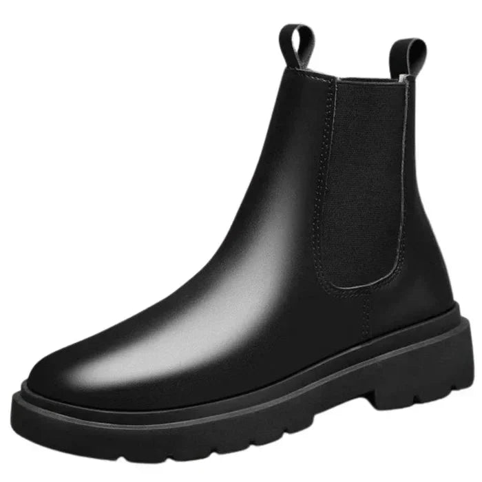 Bota Masculina Chelsea em Couro Piannaro PN043 com design clássico e solado antiderrapante.