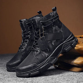 Bota Masculina Piannaro PN048 em couro premium com design moderno.