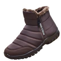 Bota Masculina Piannaro PN050 com design moderno e solado antiderrapante.