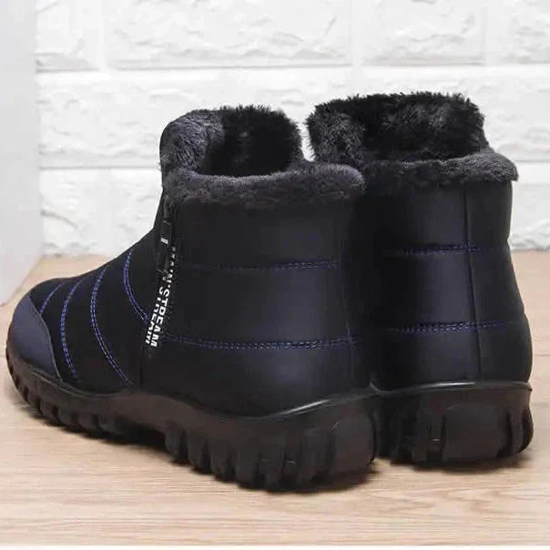 Bota Masculina Piannaro PN050 com design moderno e solado antiderrapante.