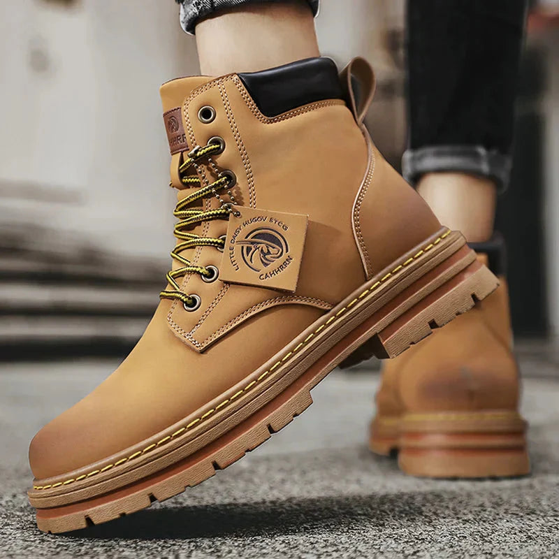 Bota Masculina Piannaro PN155 em design moderno e funcional.