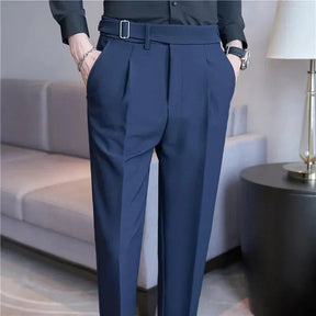 Calça de Alfaiataria Masculina Piannaro PN208 em ambiente elegante.