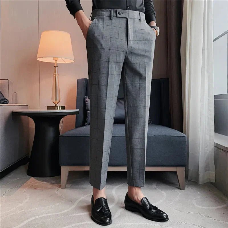Calça de Alfaiataria Masculina Piannaro PN214 em corte slim fit, elegante e confortável.