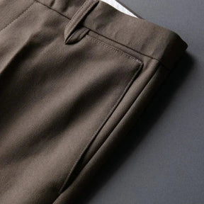 Calça de Alfaiataria Masculina Piannaro PN055 em corte slim fit, ideal para eventos formais.