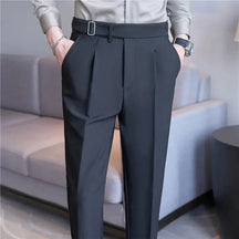 Calça de Alfaiataria Masculina Piannaro PN208 em ambiente elegante.