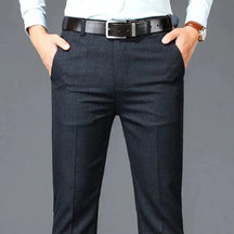 Calça Social Masculina Piannaro PN515 em tecido premium e corte clássico.