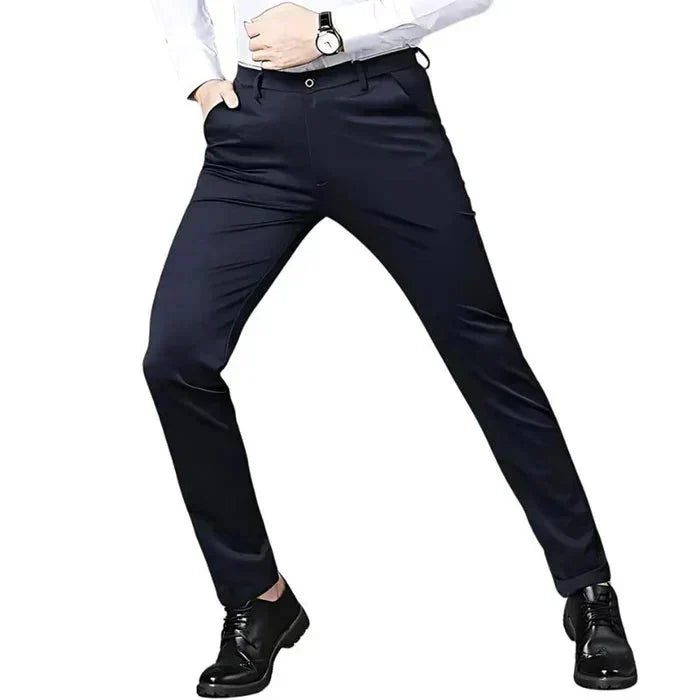 Calça Social Masculina Piannaro PN225 em tecido premium com acabamento refinado.