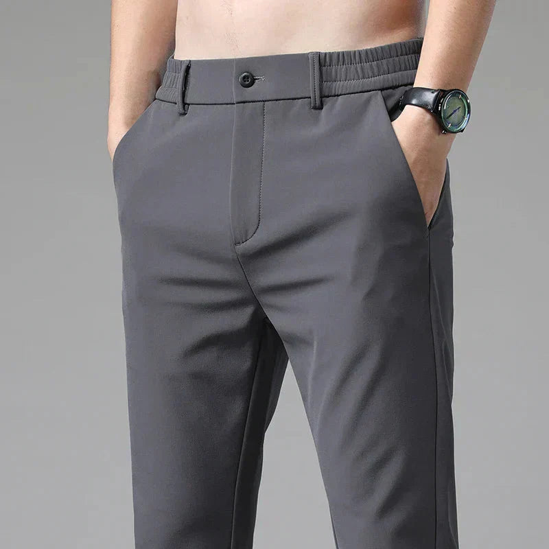 Calça Social Masculina Piannaro PN067 com corte slim fit e tecido premium.