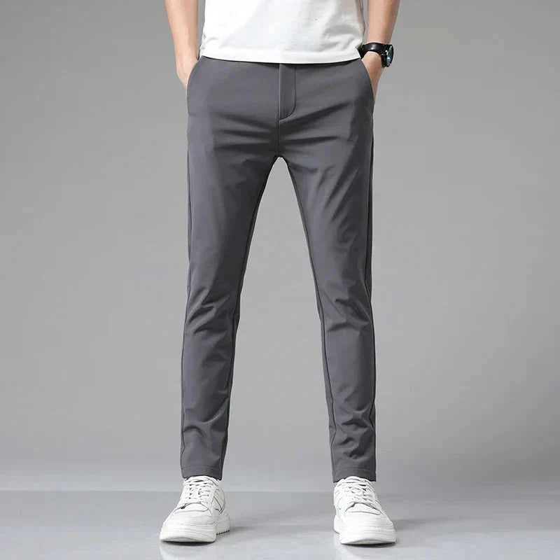 Calça Social Masculina Piannaro PN067 com corte slim fit e tecido premium.