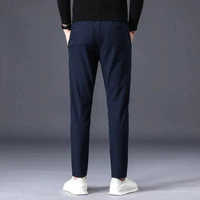 Calça Social Masculina Piannaro PN067 com corte slim fit e tecido premium.