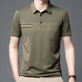 Camisa Polo Masculina Piannaro PN199 com listras discretas e gola tradicional.