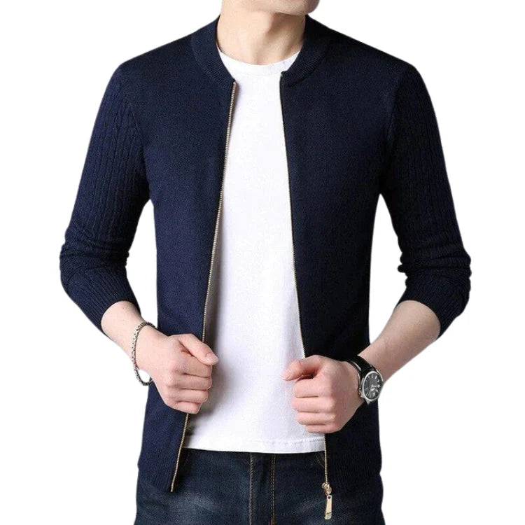 Cardigan Masculino em Lã Piannaro PN389 com design slim fit e zíper.
