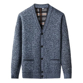 Cardigan Masculino em Lã Piannaro PN380 com design clássico e elegante