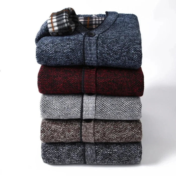 Cardigan Masculino em Lã Piannaro PN380 com design clássico e elegante