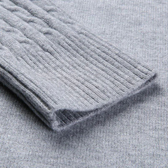 Cardigan Masculino em Lã Piannaro PN389 com design slim fit e zíper.