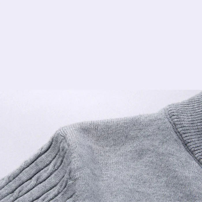 Cardigan Masculino em Lã Piannaro PN389 com design slim fit e zíper.