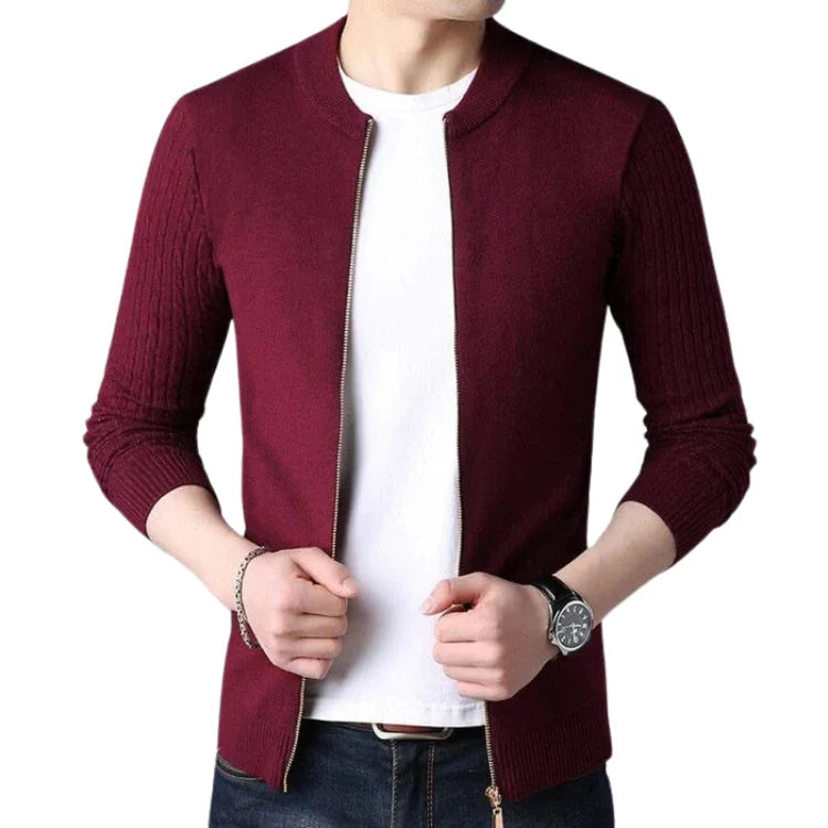 Cardigan Masculino em Lã Piannaro PN389 com design slim fit e zíper.