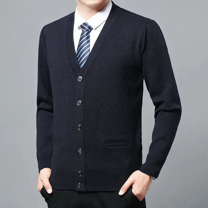 Cardigan Masculino Executivo Piannaro PN387 em lã e poliéster, elegante e confortável.