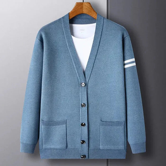 Cardigan Masculino Gola V Piannaro PN383 em cores neutras para estilo versátil.