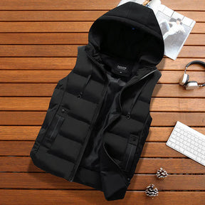 Colete Masculino Puffer com Capuz Piannaro PN407 em ambiente de inverno