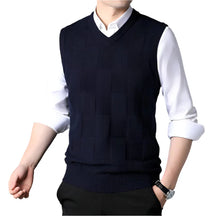 Colete Masculino Tricot Xadrez Piannaro PN399 em tricot premium com padrão xadrez clássico, ideal para eventos casuais e formais.