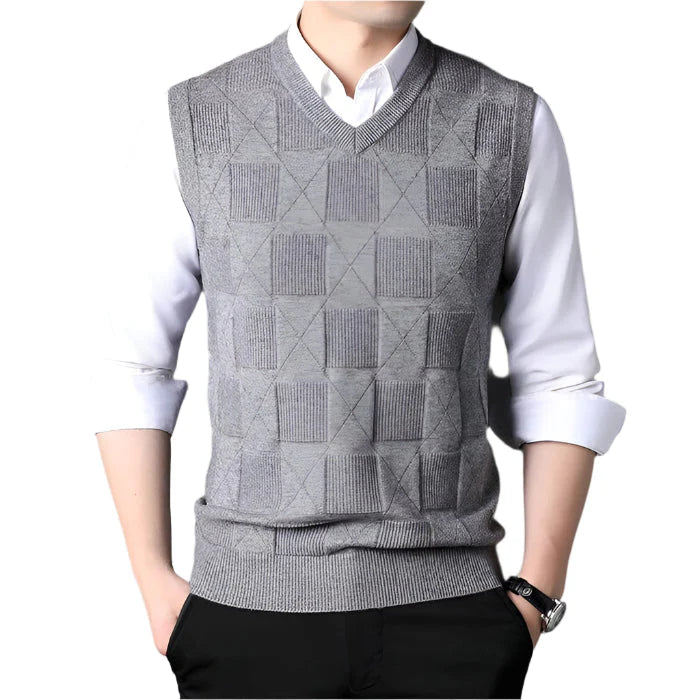 Colete Masculino Tricot Xadrez Piannaro PN399 em tricot premium com padrão xadrez clássico, ideal para eventos casuais e formais.