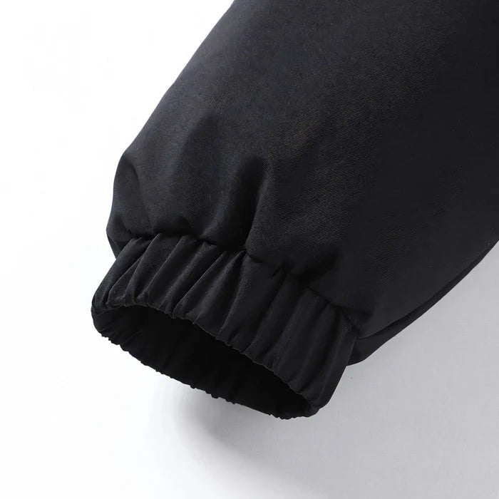 Jaqueta Bobojaco Masculina Piannaro PN156 em fundo neutro, destacando seu design sofisticado.